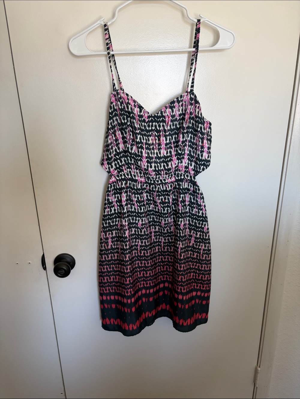 American Eagle Outfitters Black and Pink Patterned Spaghetti-Strap Mini Dress